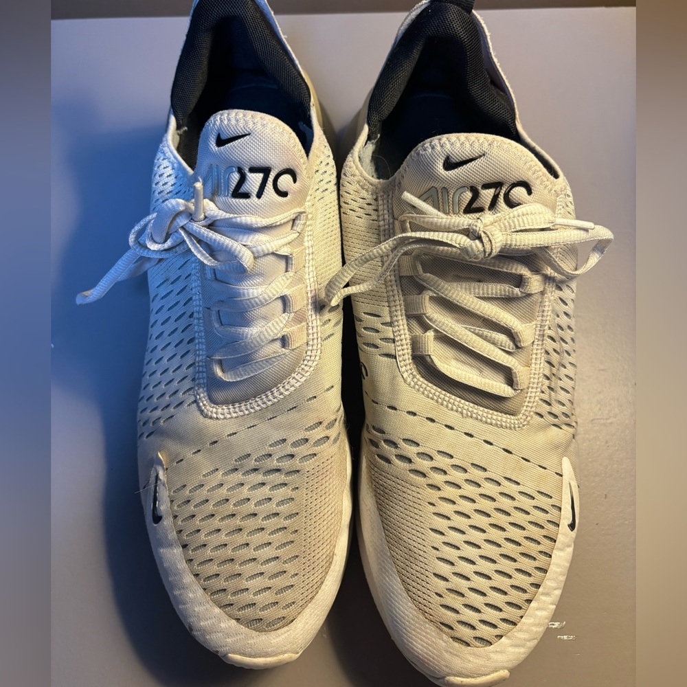 Men’s Nike 270 Shoes